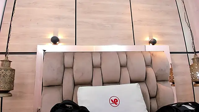 Snapshot of dorothy_vegga chatting on March 5, 4:19 am dorothy vegga online show from March 5, 4:19 am