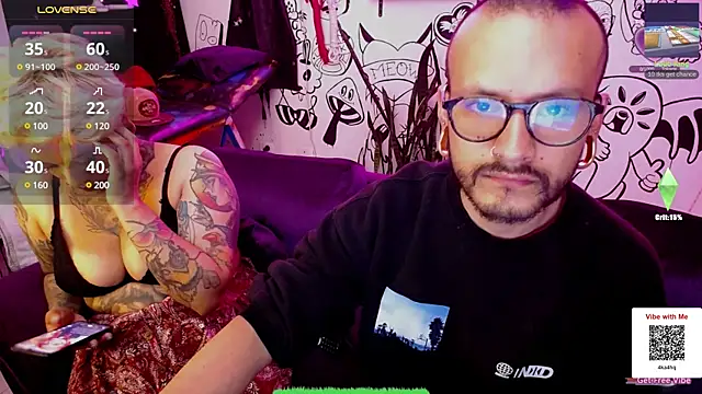 Snapshot of tatouagendecouple chatting on January 18, 6:34 am tatouagendecouple online show from January 18, 6:34 am
