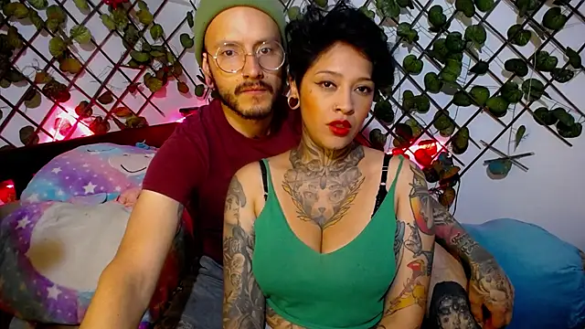 Snapshot of tatouagendecouple chatting on March 20, 3:34 am tatouagendecouple online show from March 20, 3:34 am