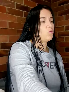 Gabriela squirt02 online show from December 4, 12:41 am