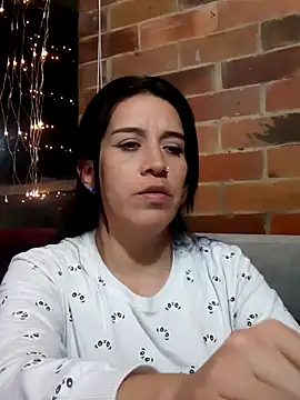 Gabriela squirt02 online show from December 20, 2:08 am