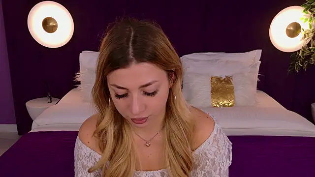 HelenaMorgan online show from September 26, 3:10 am