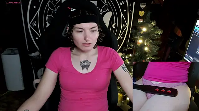 BrandiWRLD 999 online show from December 21, 6:34 pm