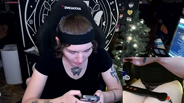 BrandiWRLD 999 online show from December 31, 9:50 pm