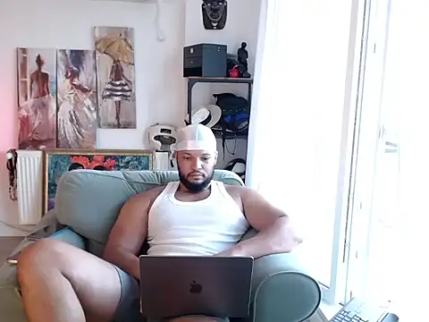 1LordKingsley online show from July 13, 3:42 am