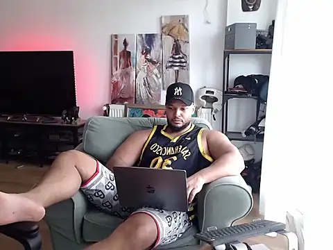 1LordKingsley online show from July 16, 4:18 am