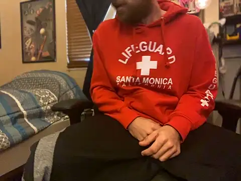 Snapshot of slutty_guy12 chatting on January 27, 5:04 pm slutty guy12 online show from January 27, 5:04 pm