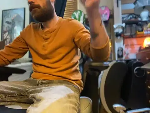 Snapshot of slutty_guy12 chatting on March 16, 7:49 pm slutty guy12 online show from March 16, 7:49 pm