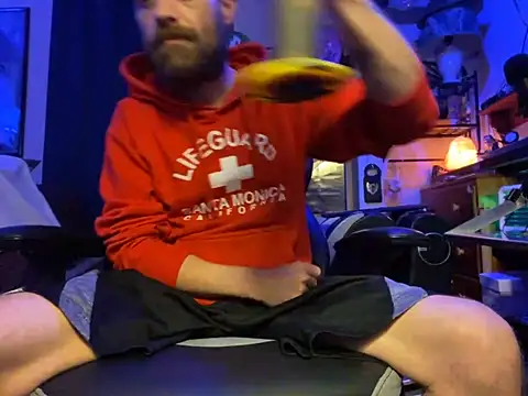 Snapshot of slutty_guy12 chatting on March 20, 1:24 am slutty guy12 online show from March 20, 1:24 am