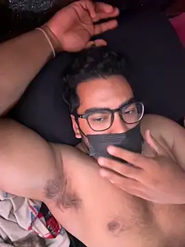 Snapshot of chocolateboy003 chatting on December 24, 5:38 am chocolateboy003 online show from December 24, 5:38 am