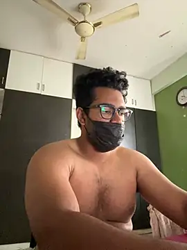 Snapshot of chocolateboy003 chatting on January 6, 4:47 am chocolateboy003 online show from January 6, 4:47 am