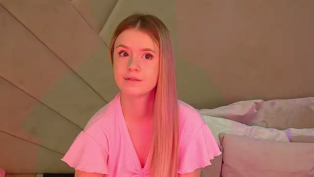 MilanaBalmain online show from September 22, 4:36 am