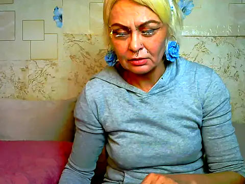 Gardener of Illusions online show from November 29, 9:29 pm