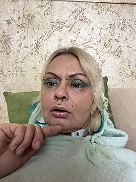 Snapshot of Gardener_of_Illusions chatting on March 3, 3:12 am Gardener of Illusions online show from March 3, 3:12 am