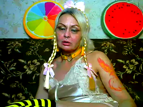 Snapshot of Gardener_of_Illusions chatting on March 24, 3:11 am Gardener of Illusions online show from March 24, 3:11 am