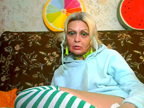 Snapshot of Gardener_of_Illusions chatting on March 25, 5:35 am Gardener of Illusions online show from March 25, 5:35 am