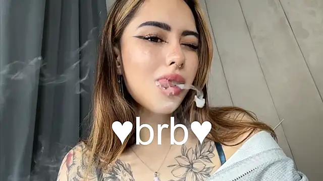 Snapshot of baby__kim chatting on September 25, 8:18 am baby  kim online show from September 25, 8:18 am