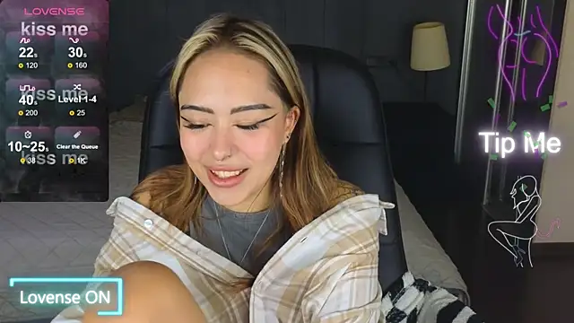 Snapshot of baby__kim chatting on September 28, 5:02 am baby  kim online show from September 28, 5:02 am