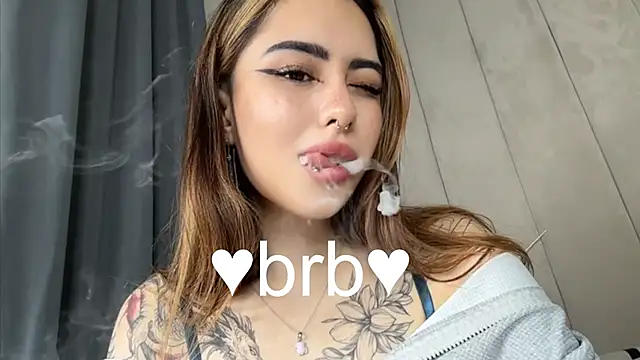 Snapshot of baby__kim chatting on October 3, 8:00 am baby  kim online show from October 3, 8:00 am