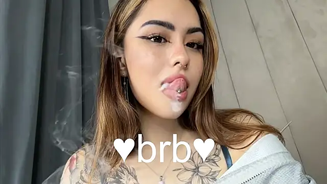 Snapshot of baby__kim chatting on October 7, 8:06 pm baby  kim online show from October 7, 8:06 pm