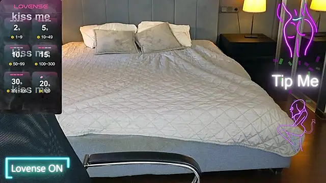 Snapshot of baby__kim chatting on October 19, 8:04 am baby  kim online show from October 19, 8:04 am