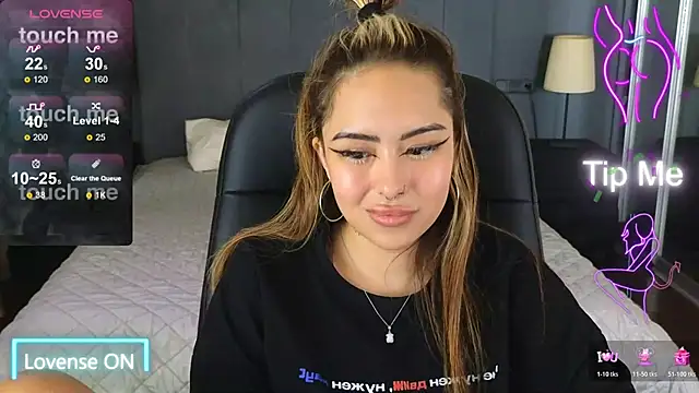 Snapshot of baby__kim chatting on October 22, 9:20 am baby  kim online show from October 22, 9:20 am