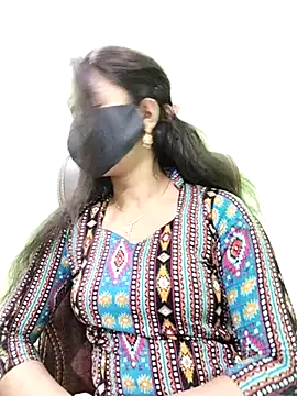 Snapshot of Tapur- chatting on February 11, 10:48 am Tapur- online show from February 11, 10:48 am