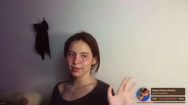 cherrybom969 online show from November 10, 11:37 pm