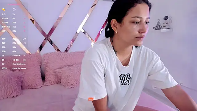 sexyy kitty18 online show from February 24, 3:12 am