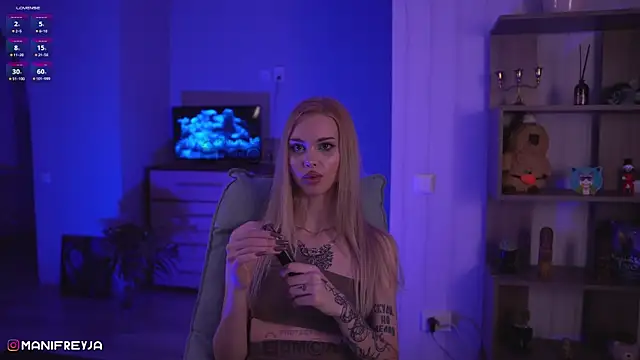 ManiFreyja online show from December 14, 2:01 am