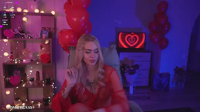 ManiFreyja online show from February 20, 3:45 am