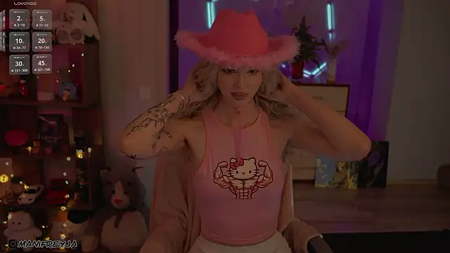 ManiFreyja online show from February 19, 6:26 pm