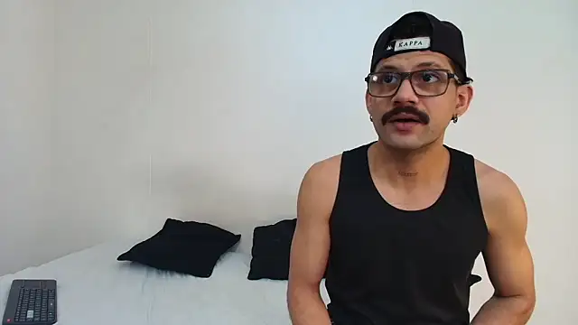 Benjamin show online show from February 21, 4:52 pm