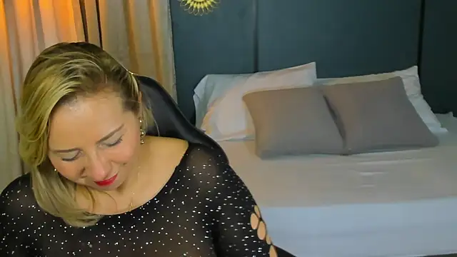 Snapshot of andre_soto_ chatting on February 25, 1:59 am andre soto online show from February 25, 1:59 am