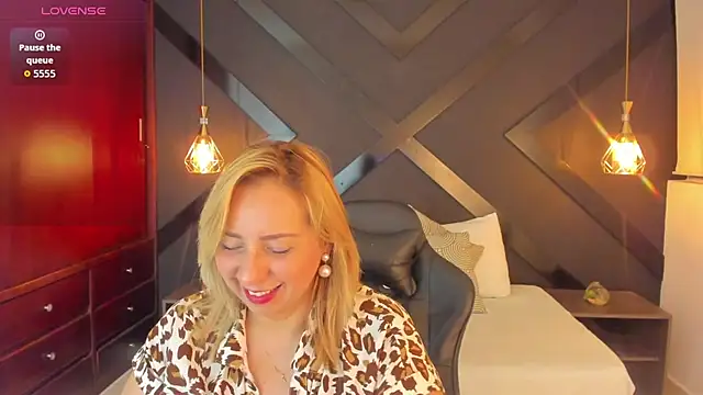 Snapshot of andre_soto_ chatting on March 5, 1:34 am andre soto online show from March 5, 1:34 am