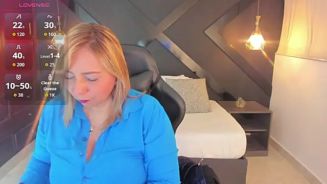 Snapshot of andre_soto_ chatting on March 15, 3:23 am andre soto online show from March 15, 3:23 am