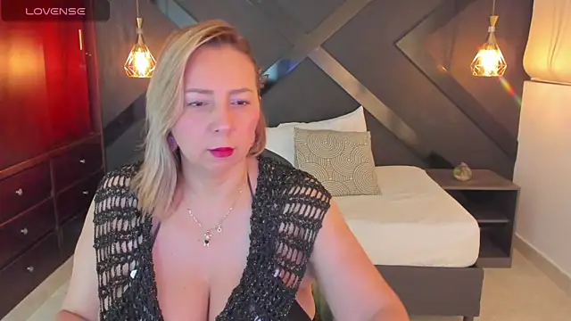 andre soto  online show from May 19, 1:33 am