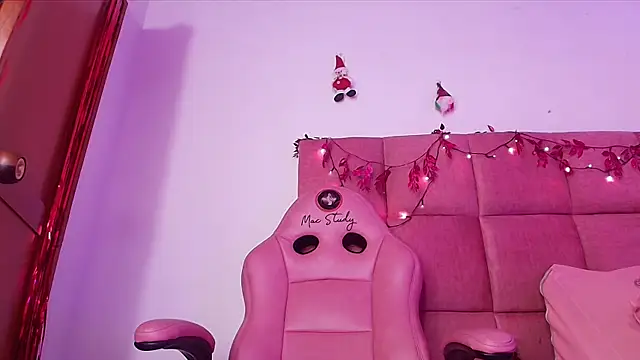 samantha sw online show from January 3, 9:15 am