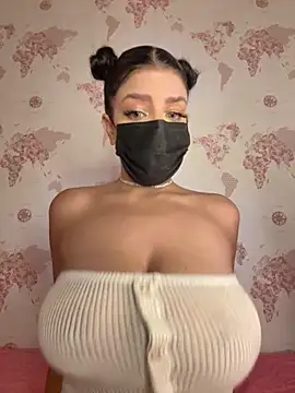 shanelle0 online show from October 25, 2:30 am