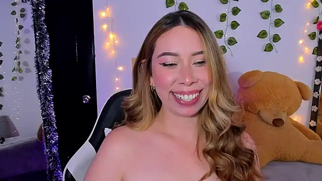 JanneKim online show from March 25, 5:41 pm