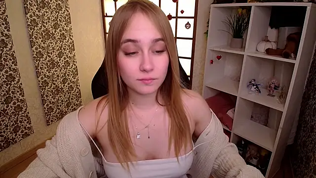 LianaBright online show from January 28, 5:22 am
