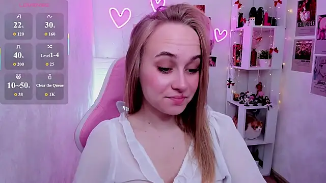 LianaBright online show from May 20, 1:45 am