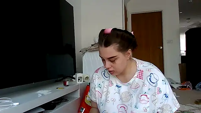 Krystal Tx online show from May 16, 9:39 am