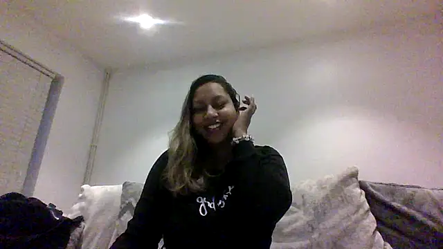 TEMPTING-TAMMY online show from January 4, 7:45 am