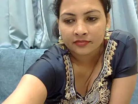 tripti2 online show from March 8, 9:08 pm