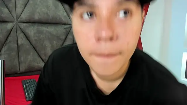 AbbySmiitth  online show from February 4, 10:26 pm