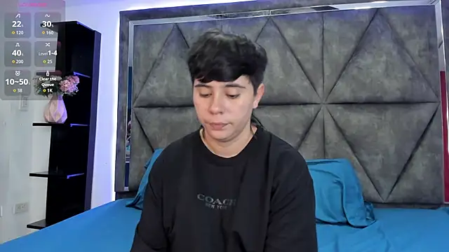 Snapshot of AbbySmiitth_ chatting on May 8, 10:15 pm AbbySmiitth online show from May 8, 10:15 pm