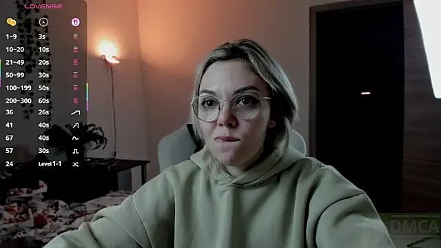 whoa-hoa-hoa-hoa-hoa online show from October 15, 8:53 pm