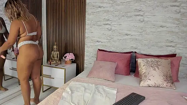 MadisonHunter2024 online show from February 1, 10:44 pm