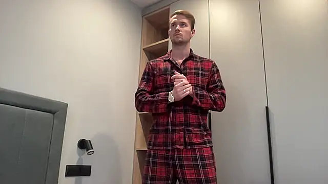 Snapshot of cute_mark chatting on September 20, 3:02 pm cute mark online show from September 20, 3:02 pm